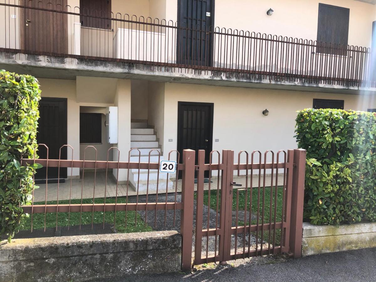 Appartamento Con Piscina A Лацизе Экстерьер фото